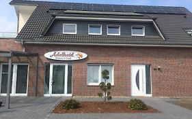 Gaeste Und Messezimmer Adelheidsdorf