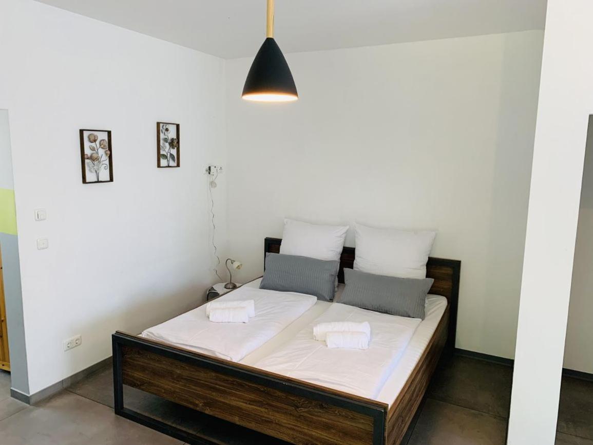 Gaeste Und Messezimmer Adelheidsdorf Buitenkant foto